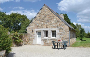 Holiday Home Tregunc with a Fireplace 03